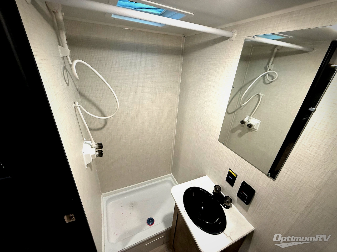 2026 Keystone Springdale Mini 1760BH Photo 14