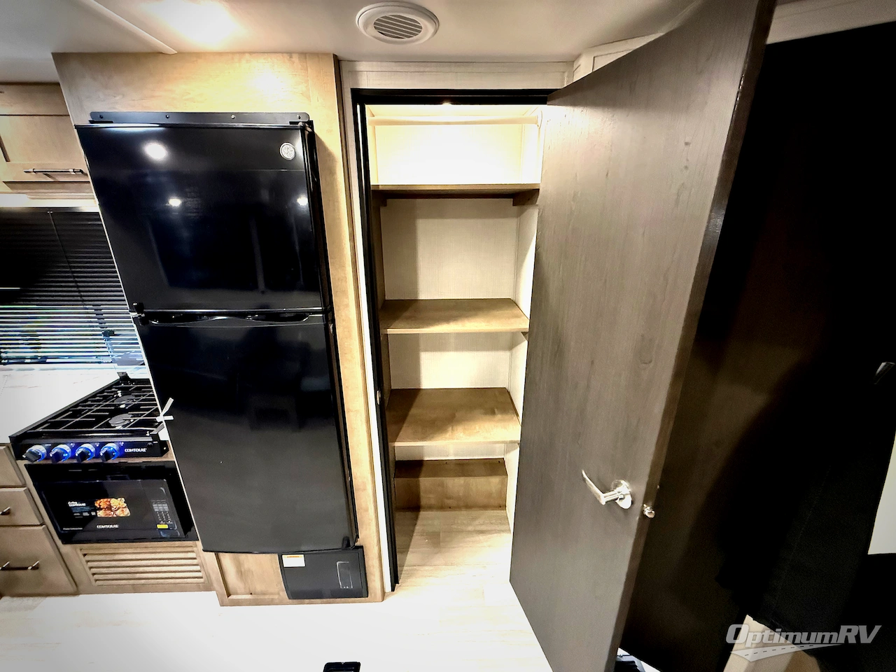 2026 Keystone Springdale Classic 261BHC Photo 16