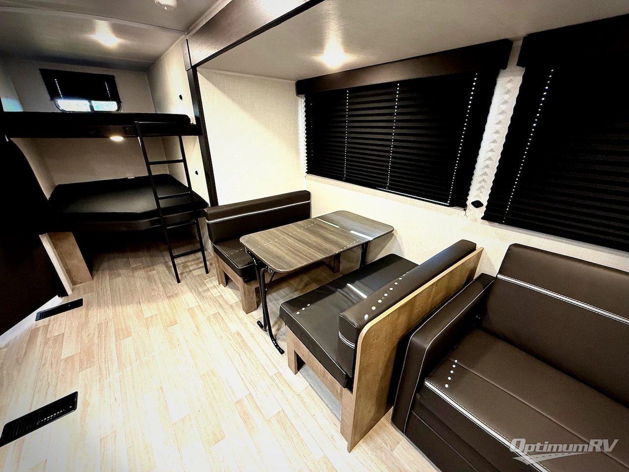 2026 Keystone Springdale Classic 261BHC Photo 7