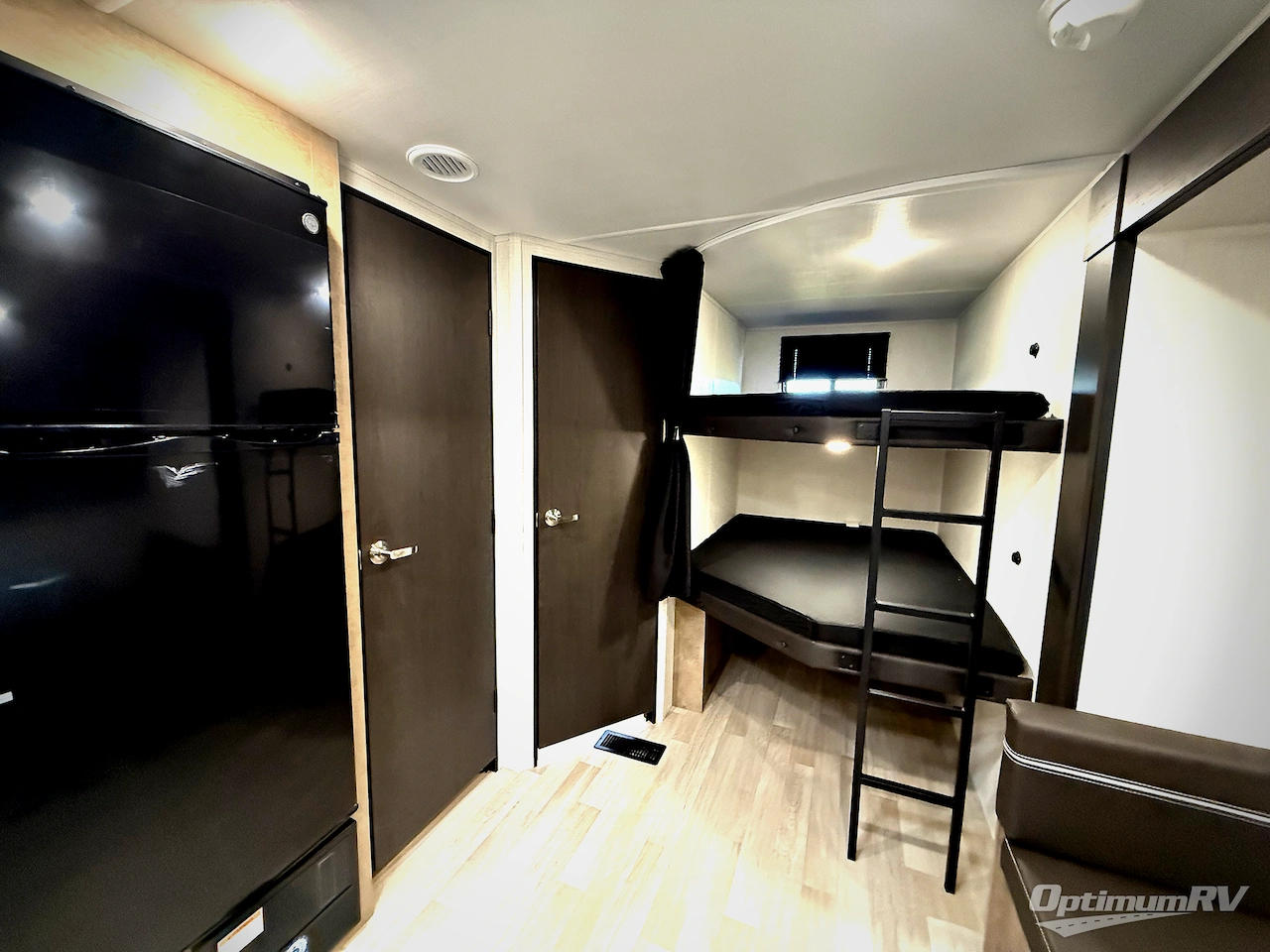 2026 Keystone Springdale Classic 261BHC Photo 11