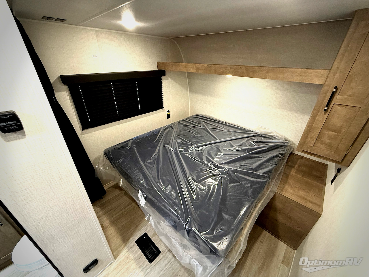 2026 Keystone Springdale Classic 200RLC Photo 6