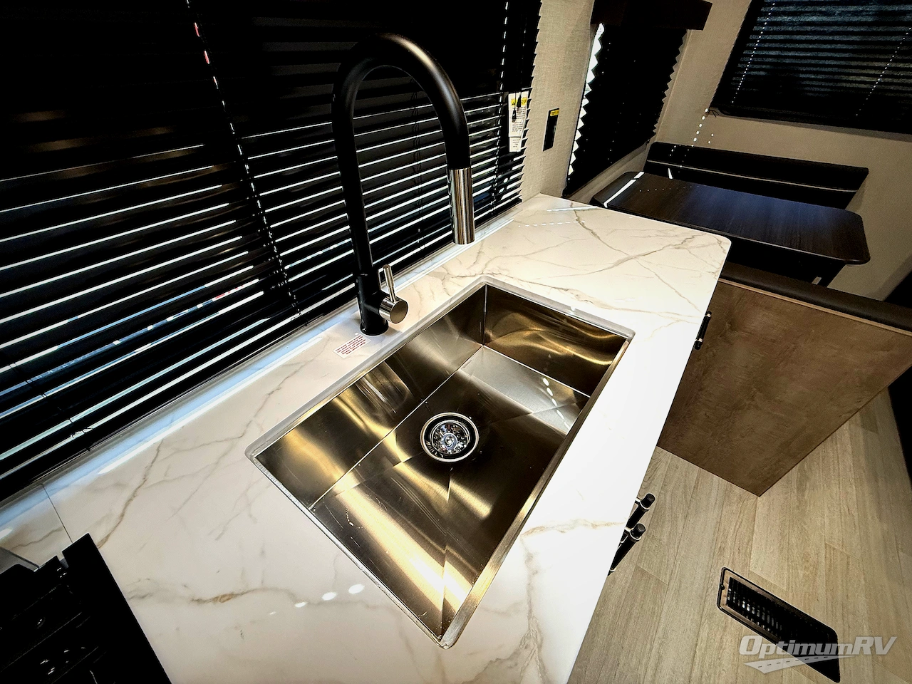 2026 Keystone Springdale Classic 200RLC Photo 12