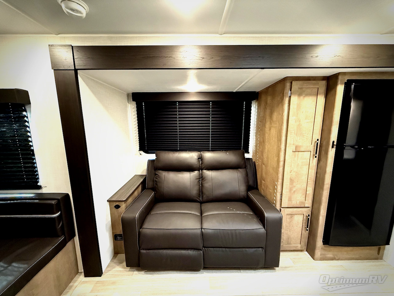 2026 Keystone Springdale Classic 254RDC Photo 8