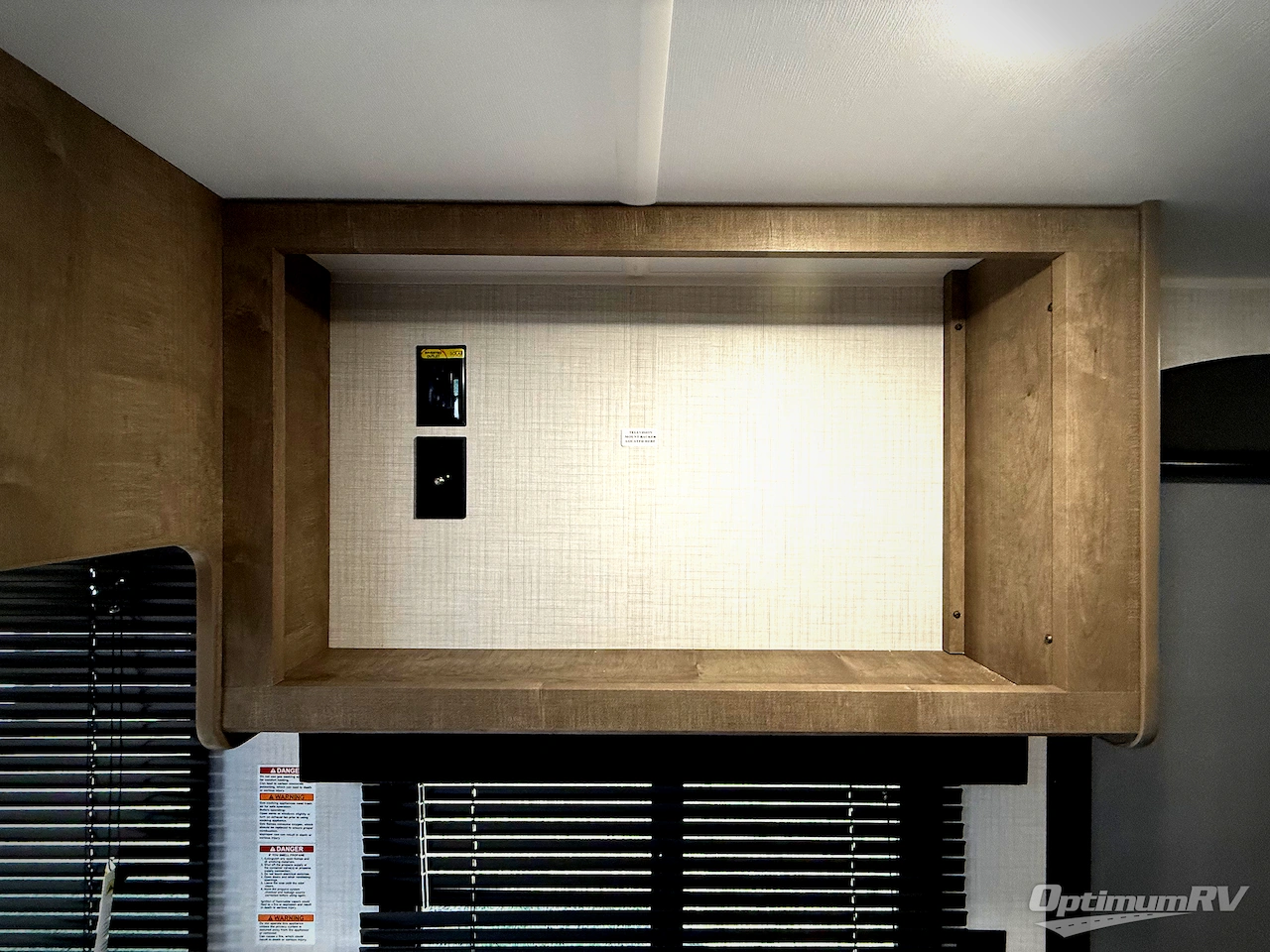 2026 Keystone Springdale Classic 254RDC Photo 12