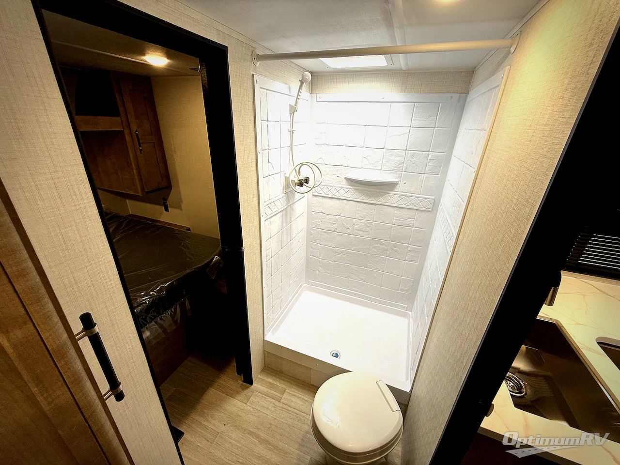 2026 Keystone Springdale Classic 254RDC Photo 15