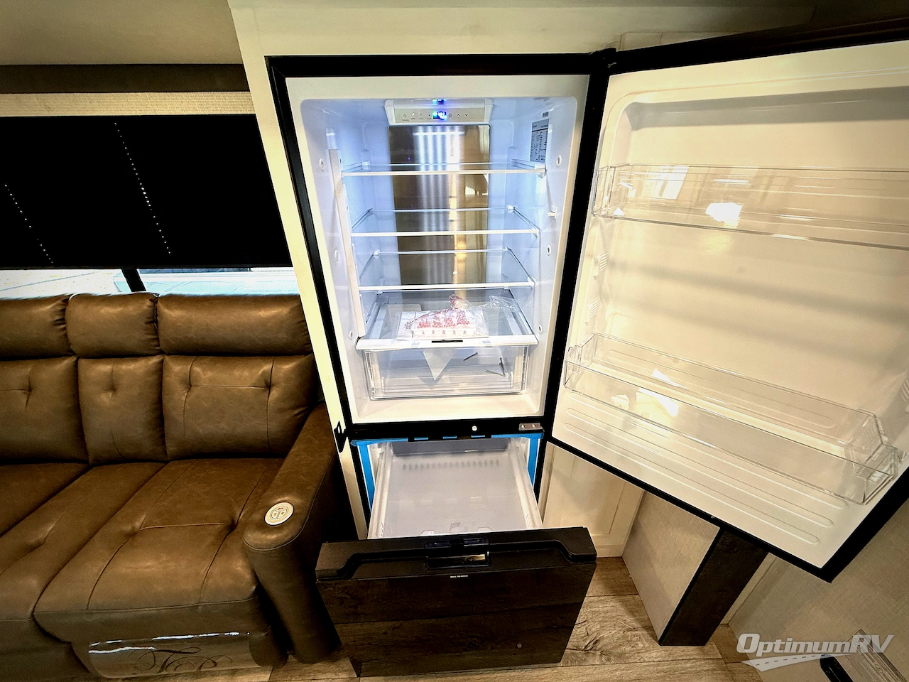 2026 Venture Sienna SA241VRD Photo 8