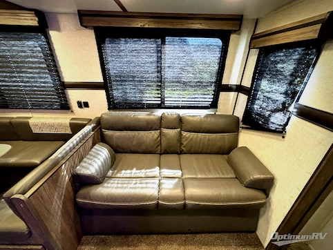 2022 CrossRoads Zinger ZR290KB RV Photo 4