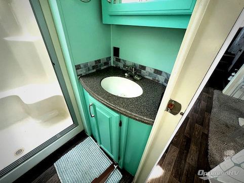 2016 Keystone Montana 3711 FL RV Photo 4