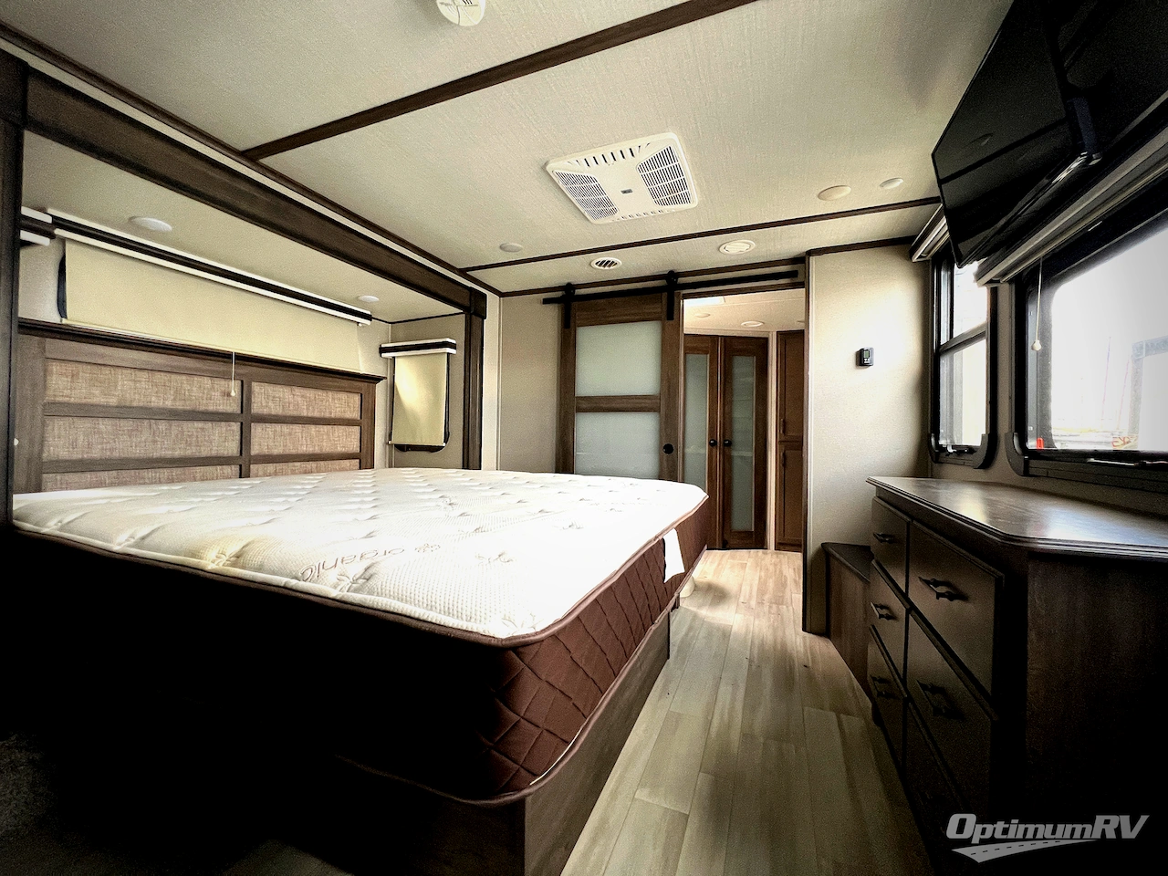 2021 Grand Design Solitude 373FB Photo 19