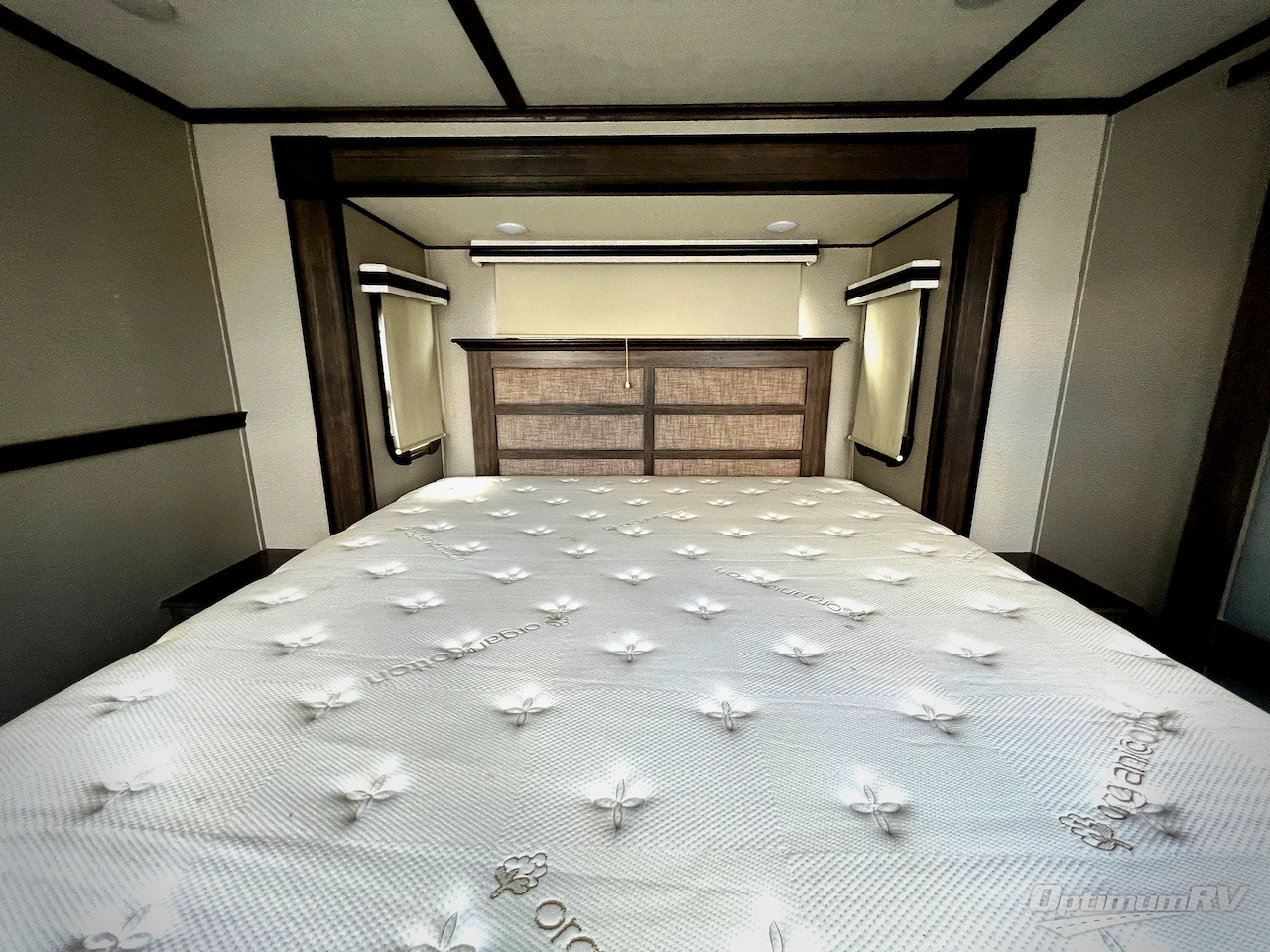 2021 Grand Design Solitude 373FB Photo 20