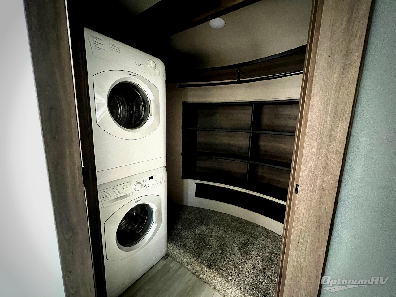 2021 Grand Design Solitude 373FB Photo 25