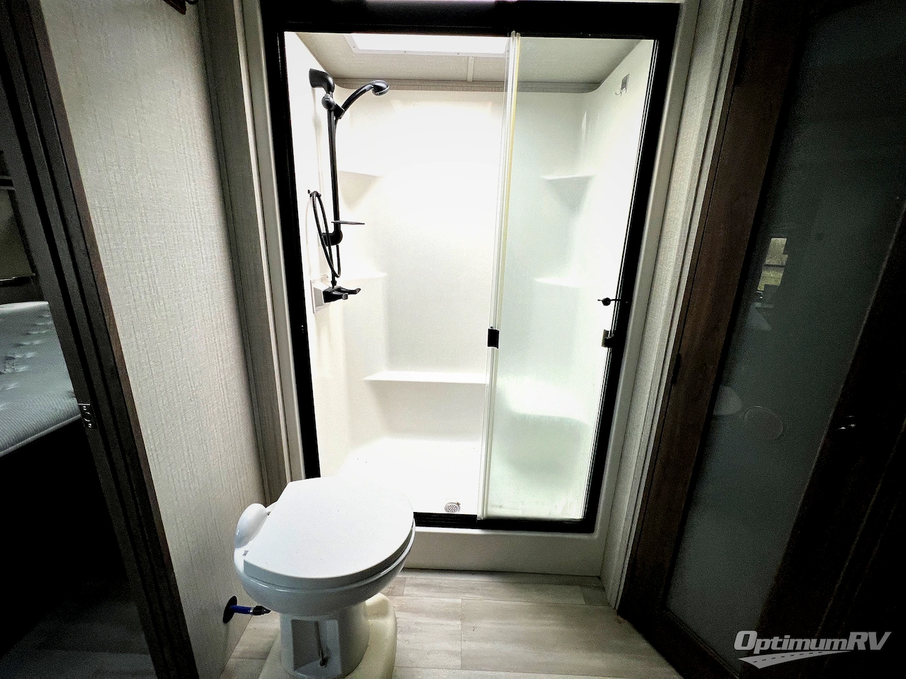 2021 Grand Design Solitude 373FB Photo 26