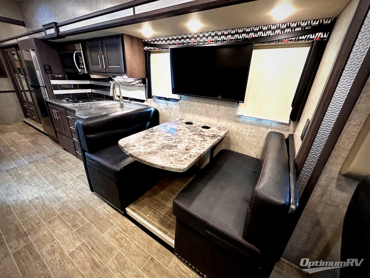 2021 Thor Outlaw 38MB Photo 11