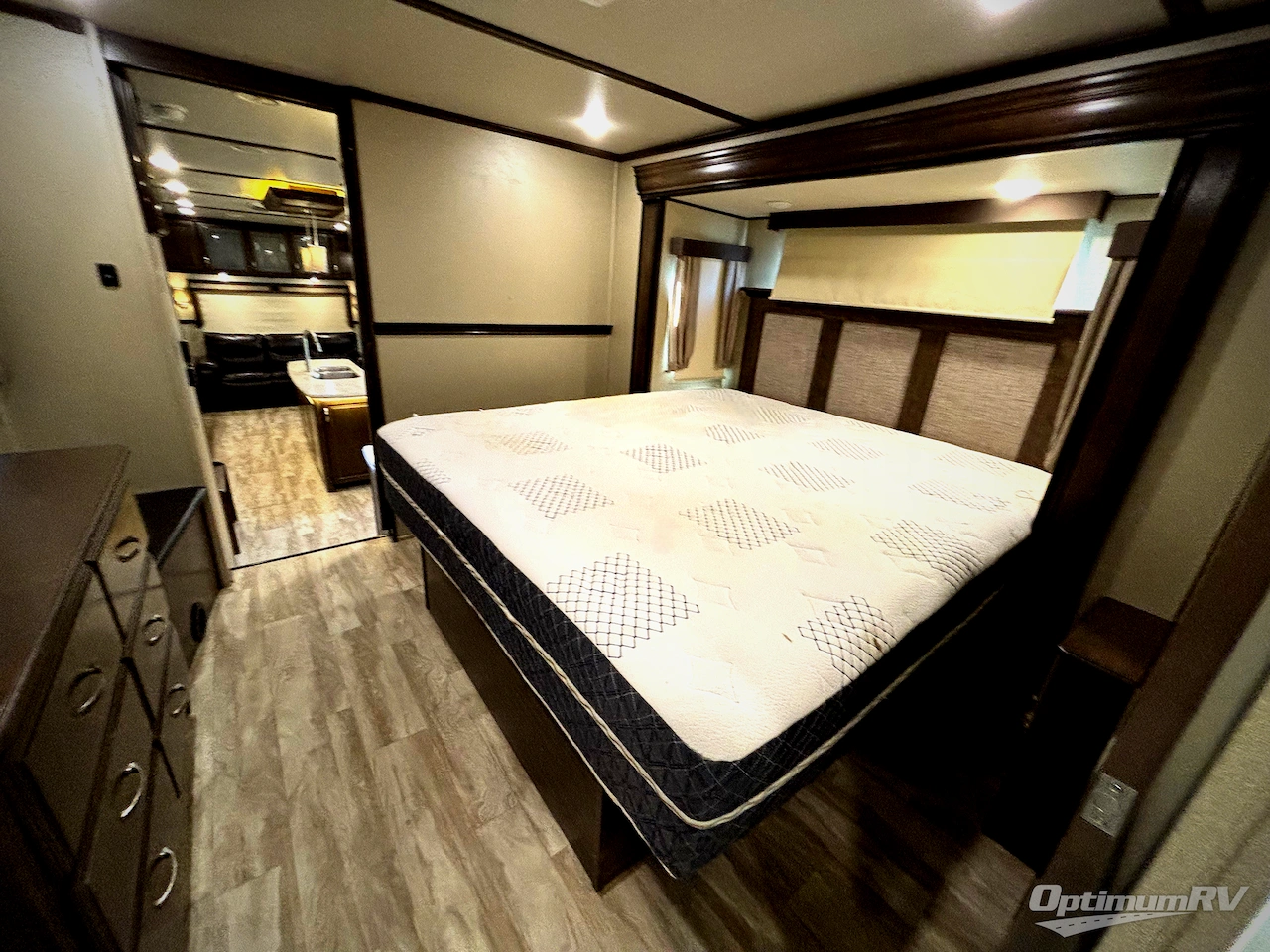 2019 Grand Design Solitude 372WB Photo 12