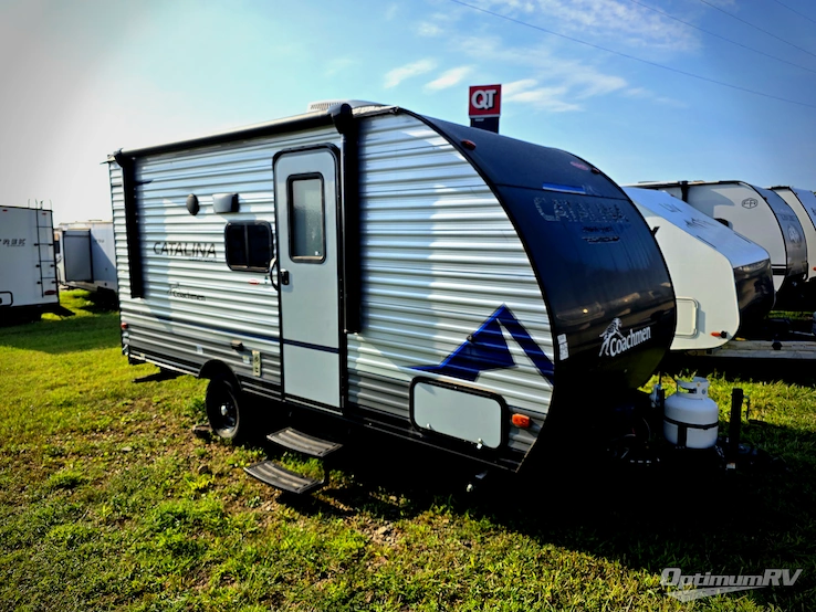 2023 Coachmen Catalina Summit Series 7 164BH RV Photo 1