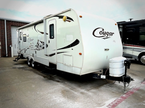 Used 2010 Keystone Cougar X-Lite 27RLS Featured Photo