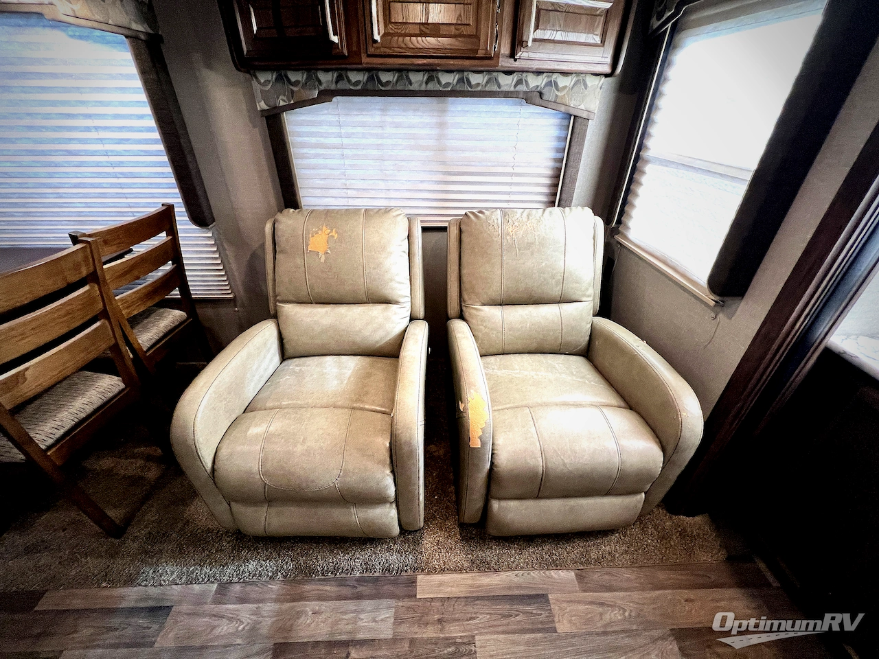 2017 Keystone Cougar X-Lite 29RES Photo 7