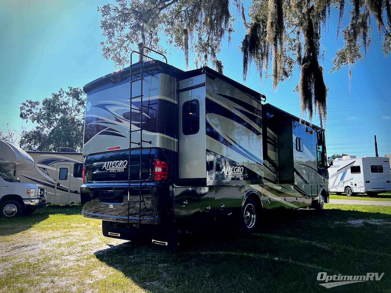 2014 Tiffin Allegro 34 TGA Photo 3
