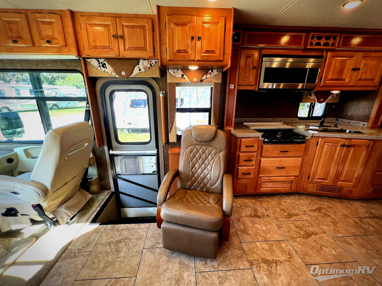 2014 Tiffin Allegro 34 TGA Photo 9