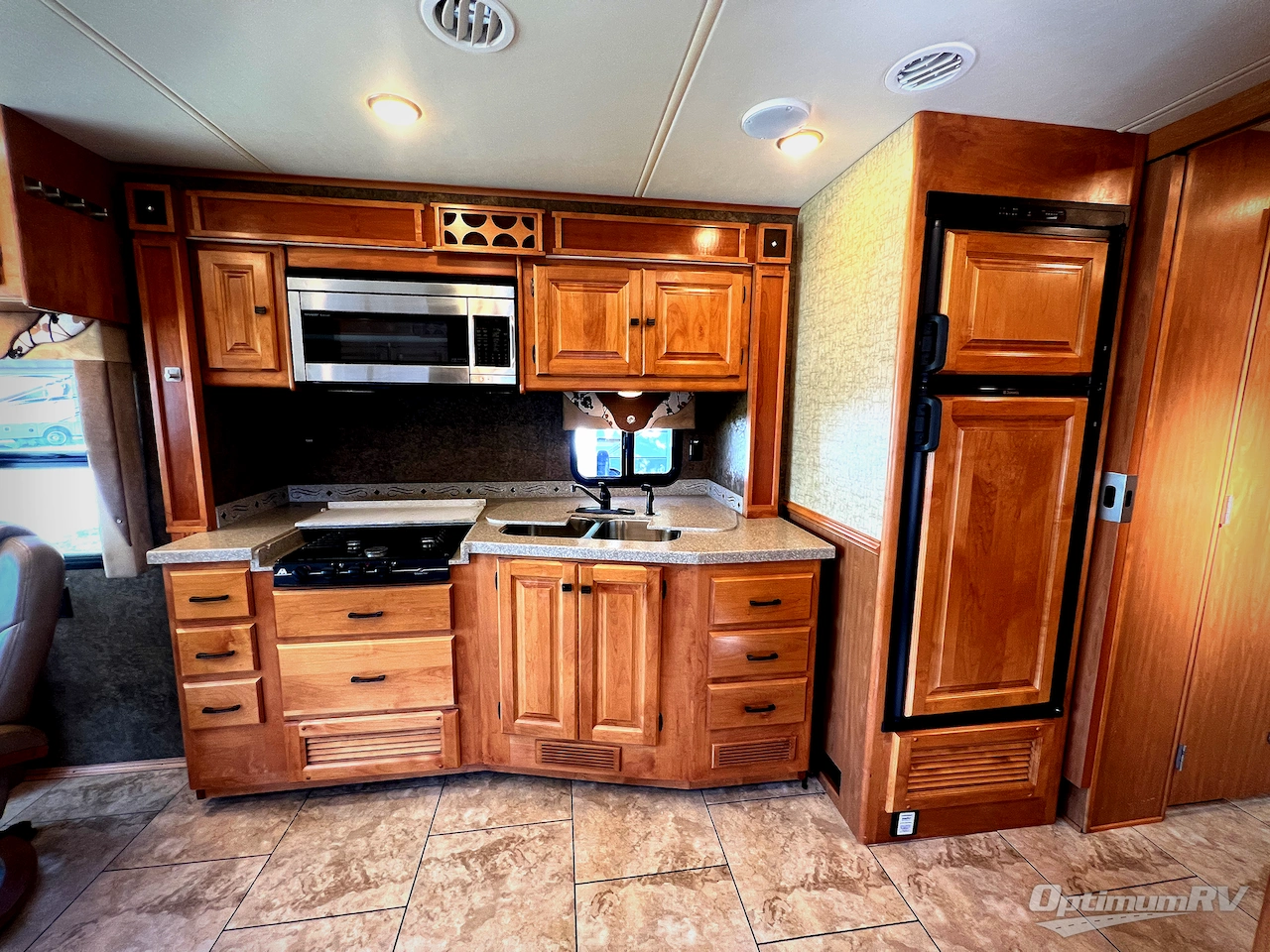 2014 Tiffin Allegro 34 TGA Photo 11
