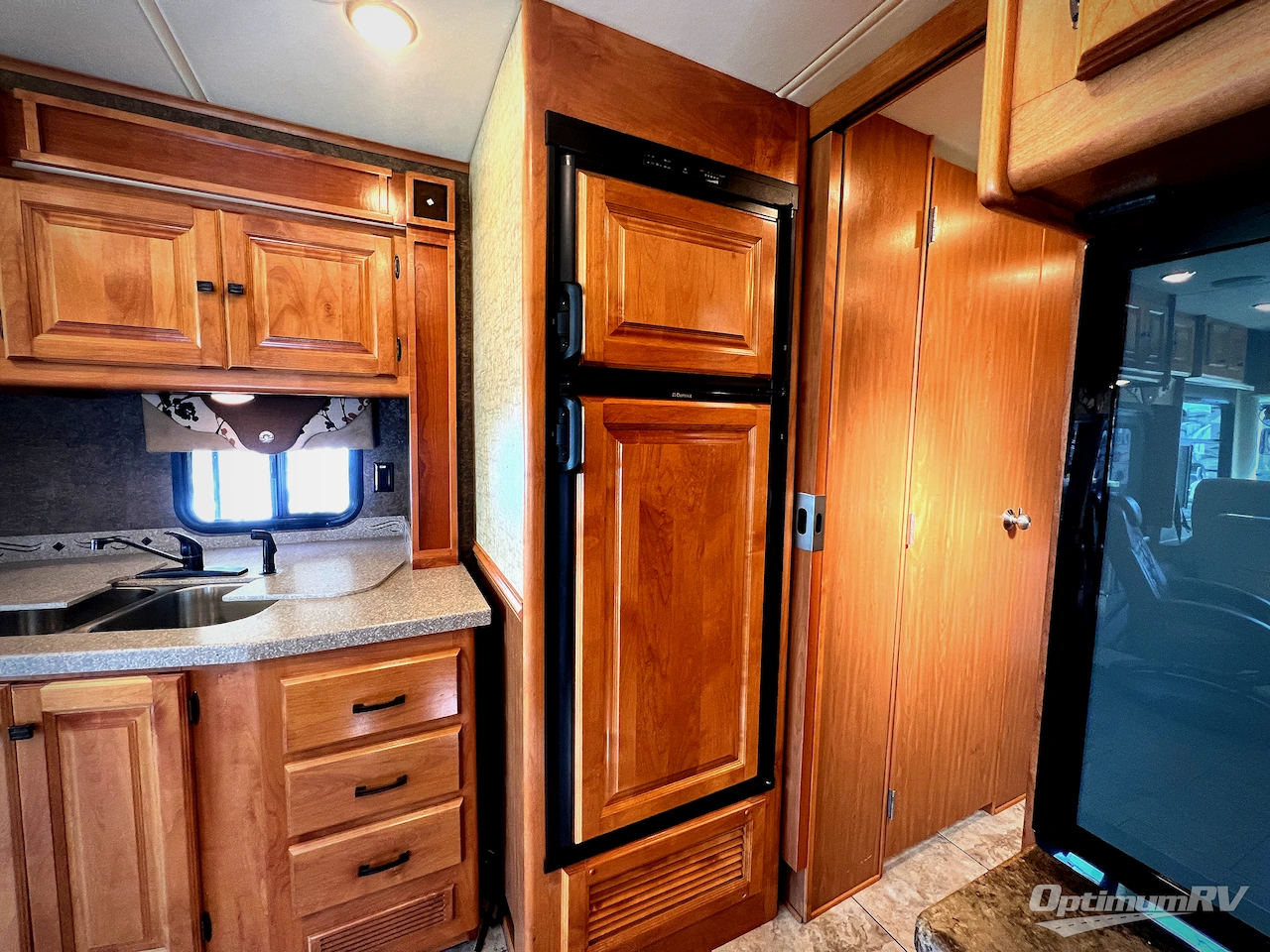 2014 Tiffin Allegro 34 TGA Photo 15