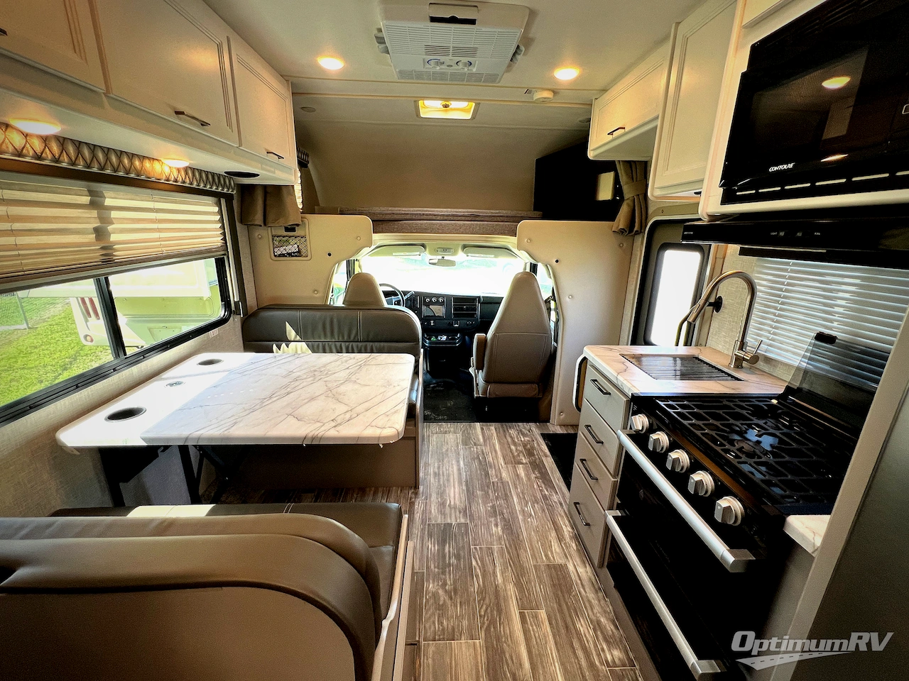 2024 Thor Geneva 22VT Photo 7
