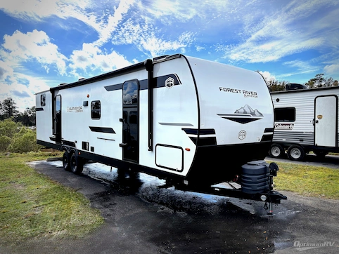 New 2025 Forest River Surveyor Legend X 32CAMP Featured Photo