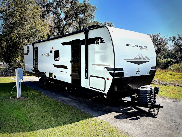 2025 Forest River Surveyor Legend X 32CAMP RV Photo 1
