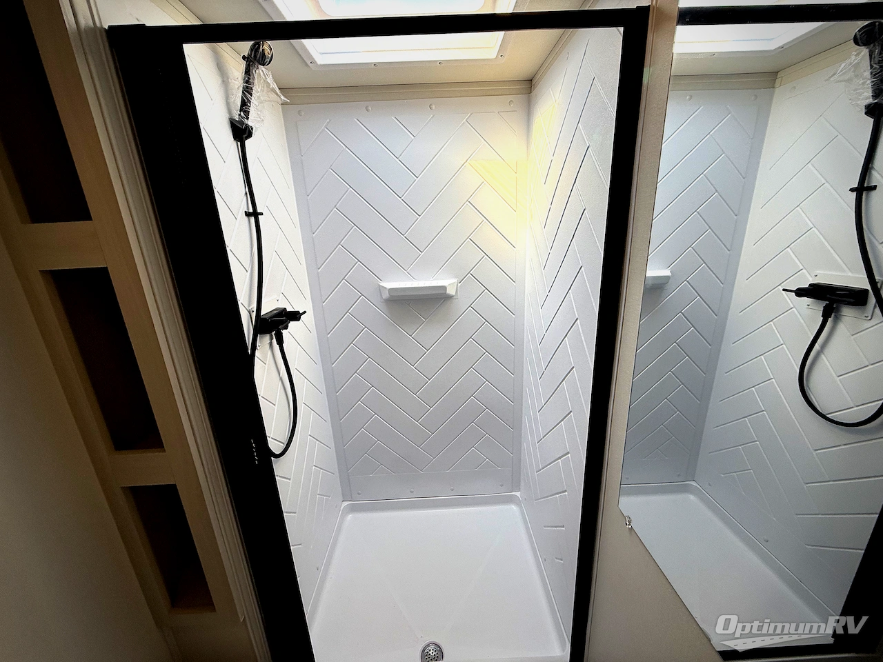 2026 Winnebago Access 25BH Photo 17