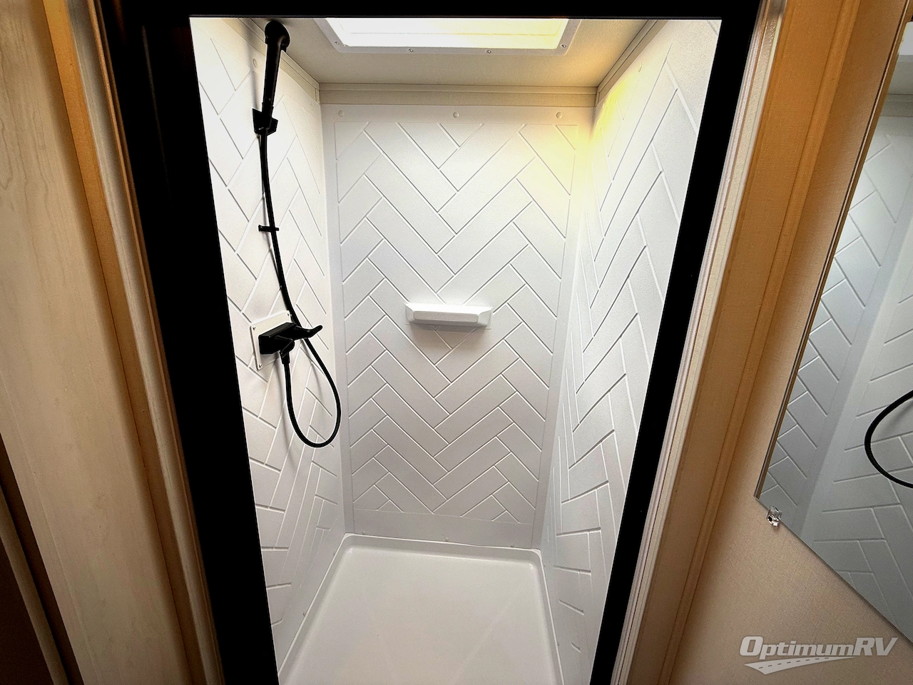 2026 Winnebago Access 25RK Photo 18