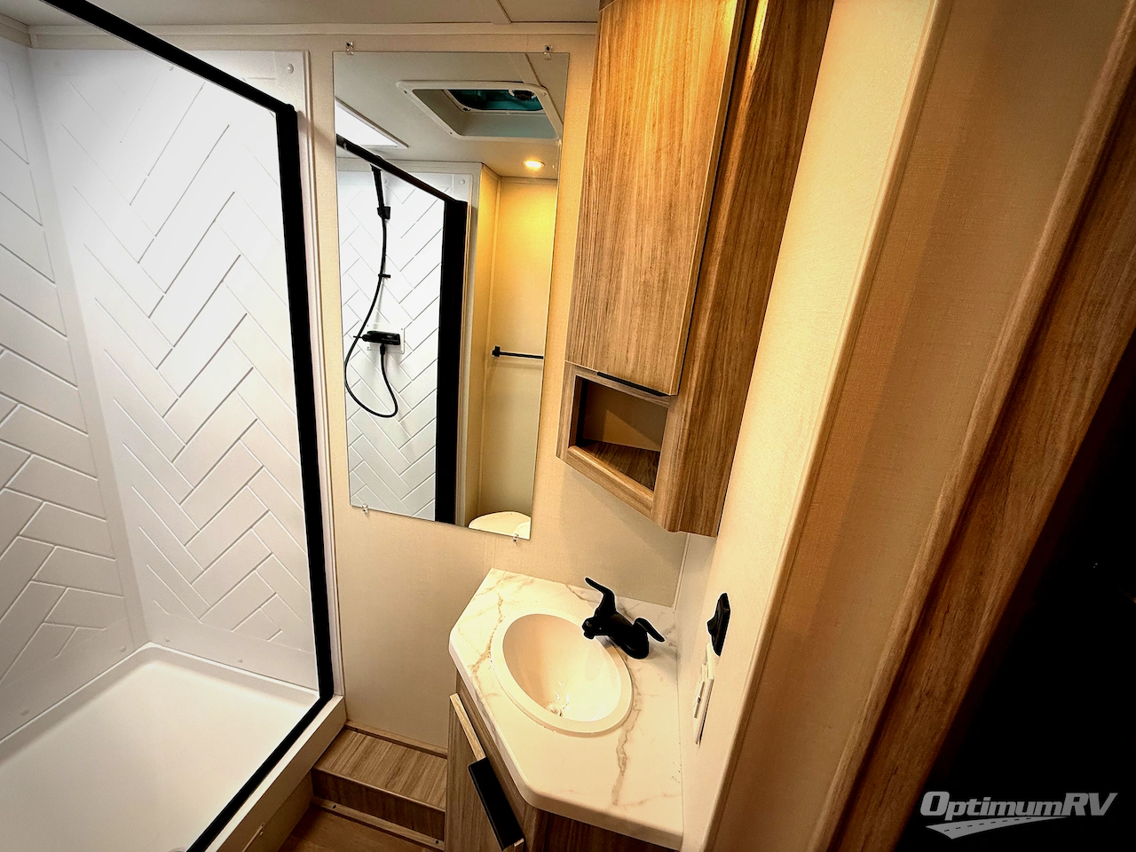 2026 Winnebago Access 18DBH Photo 13