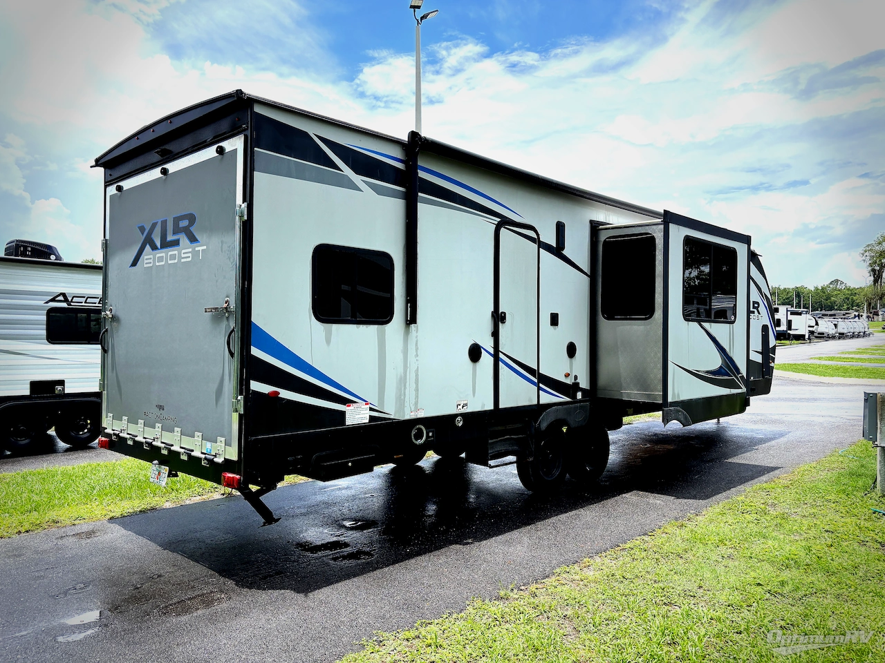 2021 Forest River XLR Boost 29QBX Photo 2
