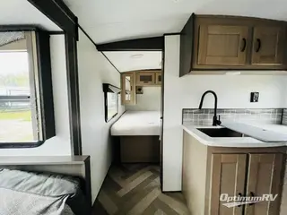 2022 Cruiser Twilight Signature TWS 2800 RV Photo 3