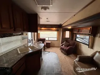 2014 Keystone Hornet 275RLS RV Photo 2