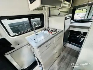 2023 Thor Sanctuary 19L RV Photo 4