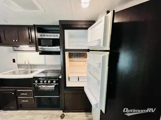 2019 Heartland Pioneer RG 26 RV Photo 3