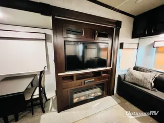 2021 Palomino Columbus Compass 298RLC RV Photo 2