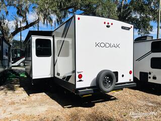 2025 Dutchmen Kodiak Ultra-Lite 270BHSL RV Photo 2