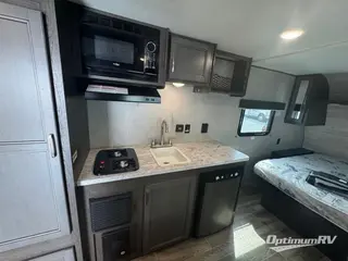 2021 Jayco Jay Flight SLX 7 195RB RV Photo 3