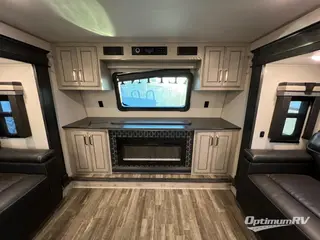 2022 Keystone alpine 3700FL RV Photo 4