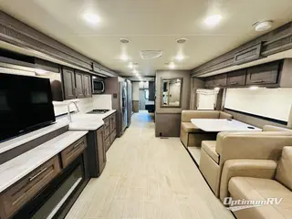 2022 Damon CHALLENGER 37FH RV Photo 2