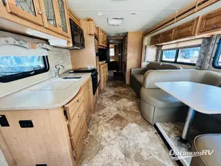 2015 Thor Windsport 34E RV Photo 2