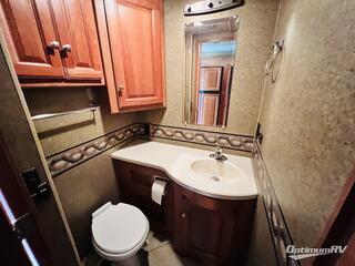 2014 Itasca Suncruiser 37F RV Photo 4