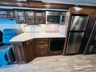 2016 Thor Miramar 35.2 RV Photo 3