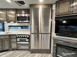 2023 Holiday Rambler Vacationer 35K RV Photo 2