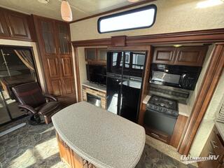 2013 Keystone Fuzion 375 RV Photo 2