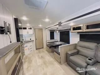 2025 Palomino Puma 28BHFQ RV Photo 2