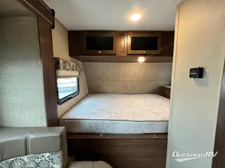 2017 Dutchmen Coleman Light LX 1605FB RV Photo 4