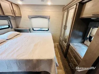 2023 Thor Chateau 31EV RV Photo 4