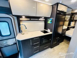 2018 Thor Gemini 24TX RV Photo 3